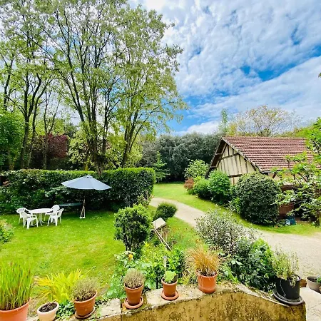 Сasa de vacaciones Superbe De Charme Au Coeur Du Quercy
