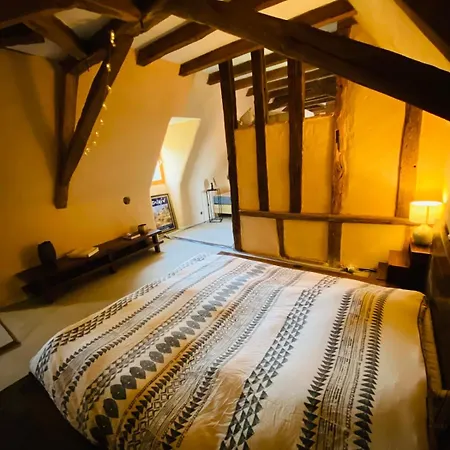 Superbe De Charme Au Coeur Du Quercy Feriehus *